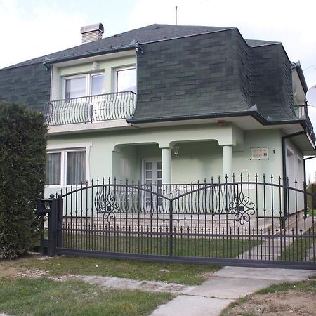 Orwa Apartmanok - Cedrus Koez 잘라카로쉬 외부 사진
