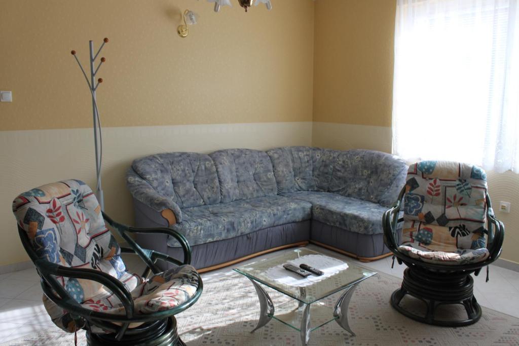 Orwa Apartmanok - Cedrus Koez 잘라카로쉬 객실 사진