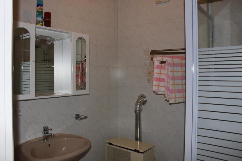 Orwa Apartmanok - Cedrus Koez 잘라카로쉬 객실 사진